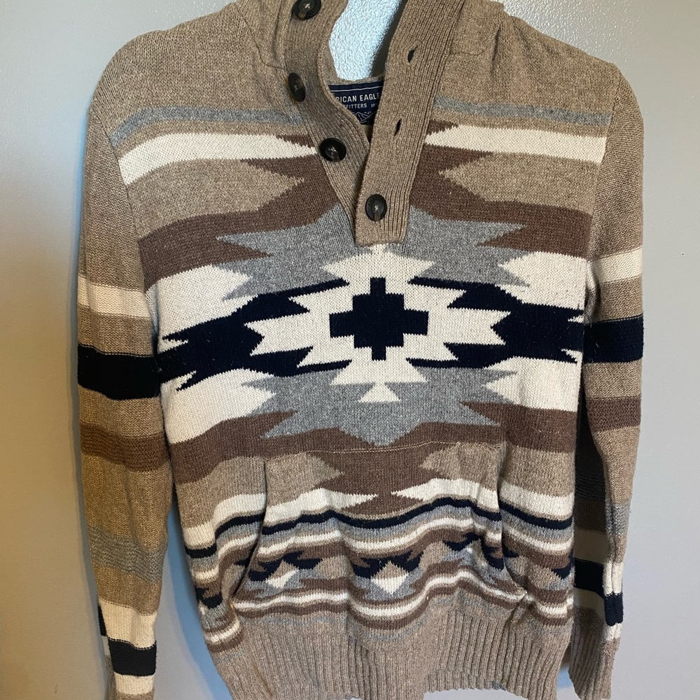 American Eagle women’s Pullover Sweater
